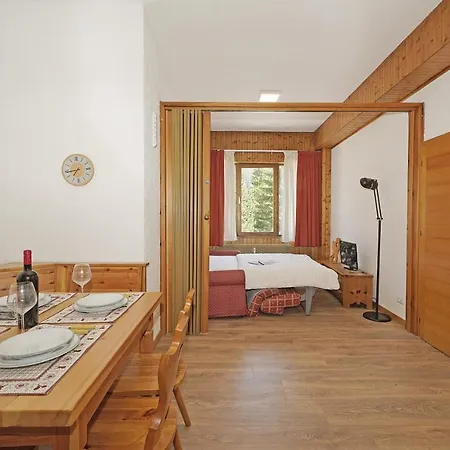 Iflat Adamello 1 Lägenhet *